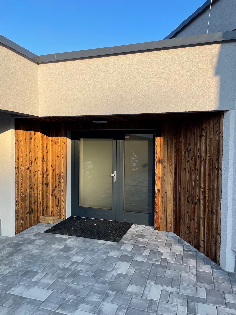 Jak dbać o opalane deski ogniem na zewnątrz?